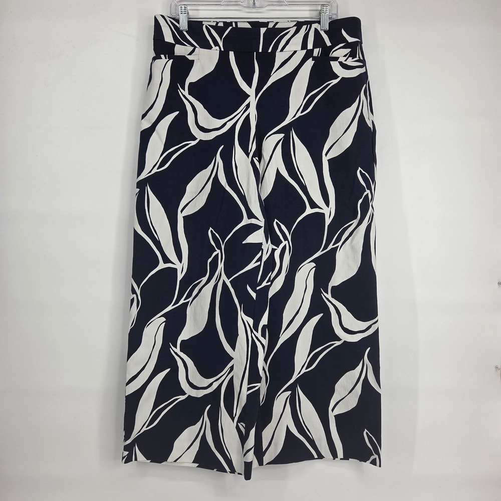 Chico's Wide Leg Crop Pants 12 Navy Blue White Leaf Print Art-Inspired Coastal